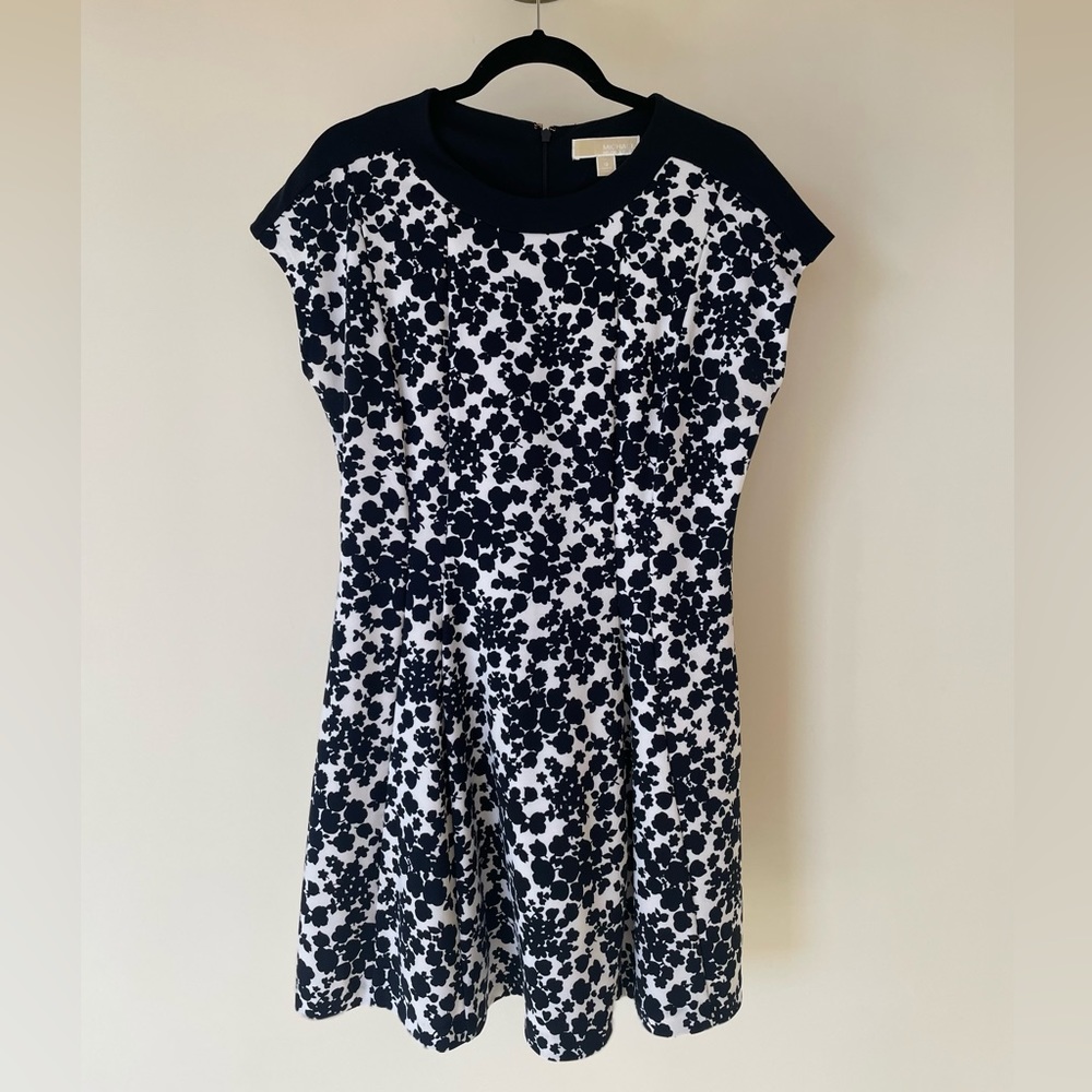 Michael Kors sz 12 mini floral mini dress
